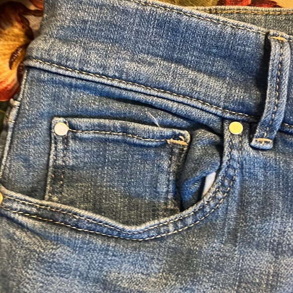 Ann Taylor jeans - like new! - Picture 3 of 7